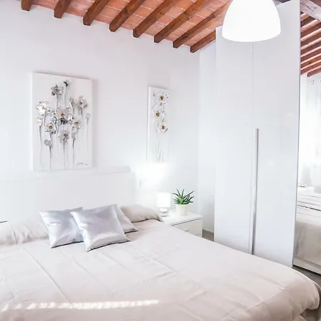 Cascine Home Holidays-3